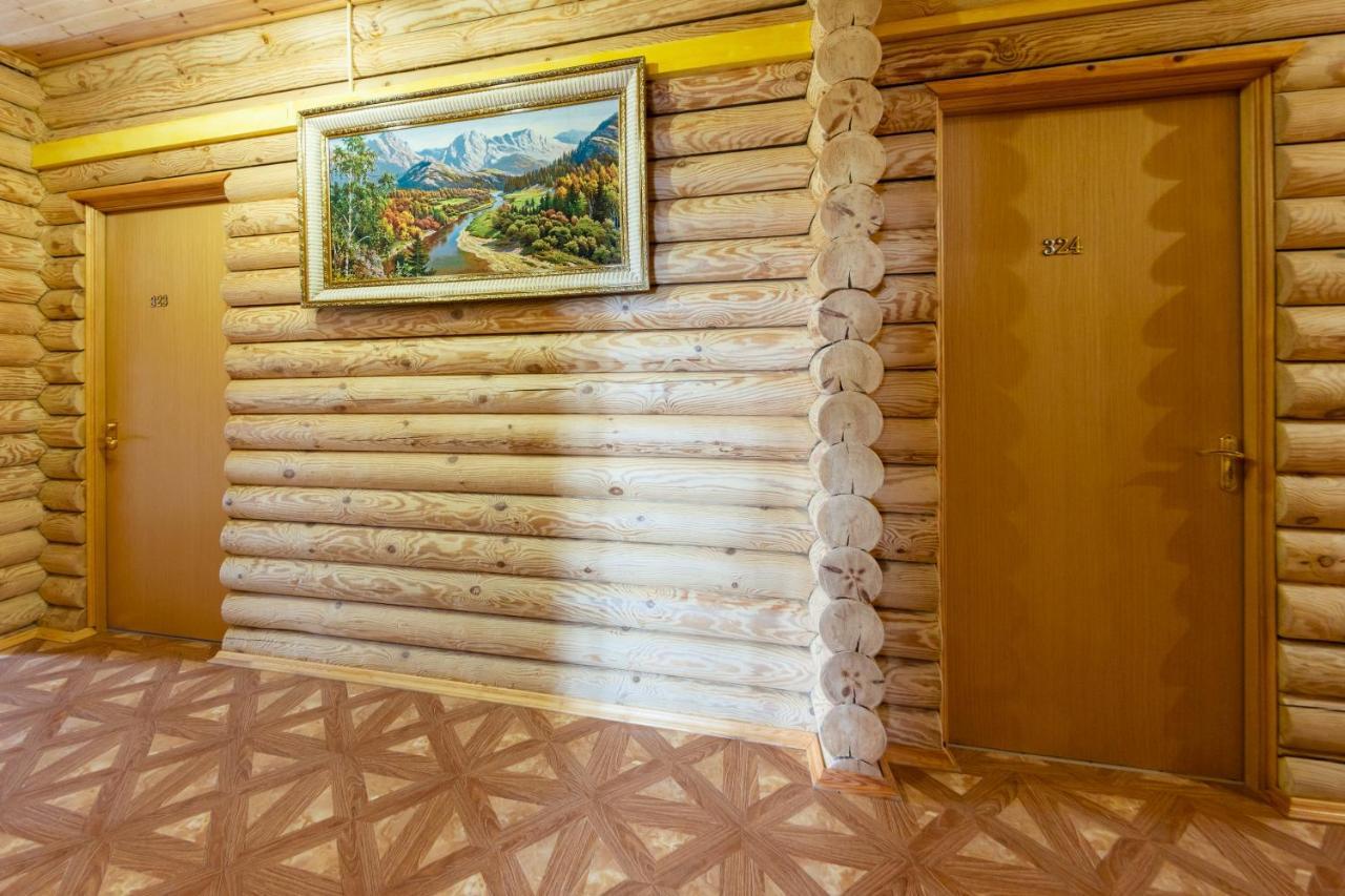Абхазская Усадьба Hotel Gagra Kültér fotó