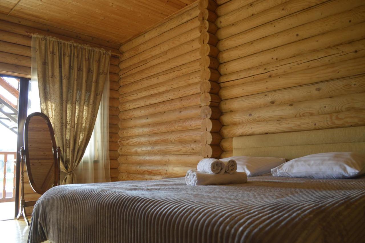 Абхазская Усадьба Hotel Gagra Kültér fotó